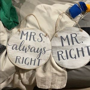 Mr and Mrs sign